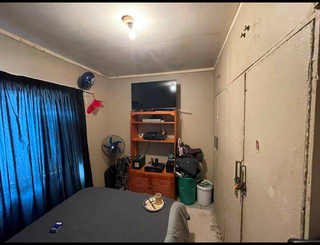 4 BEDROOM HOUSE FOR SALE IN ALGOA PARK